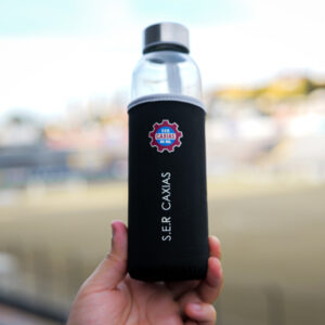 SQUEEZE VIDRO COM TAMPA 520ML